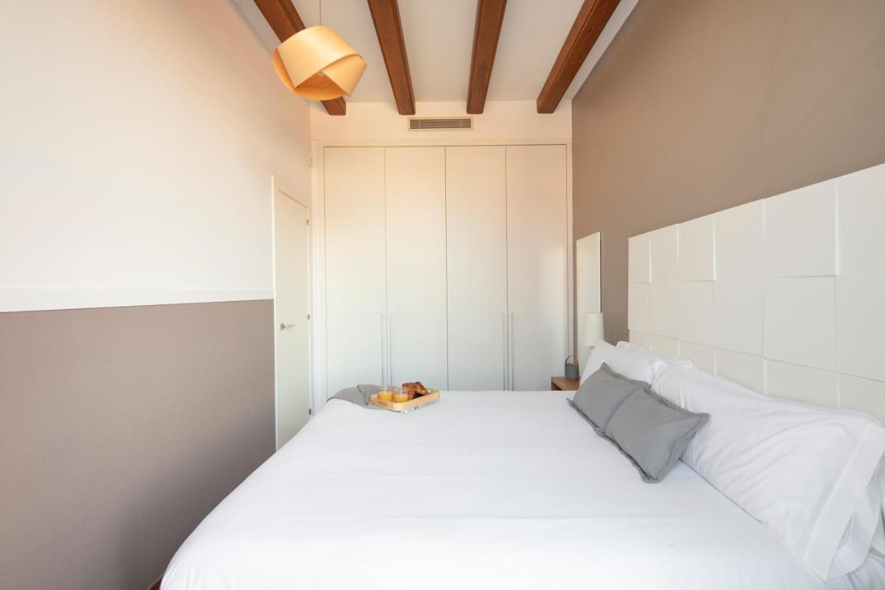 Aspasios Market Balconies Apartments Barcelona Exterior photo