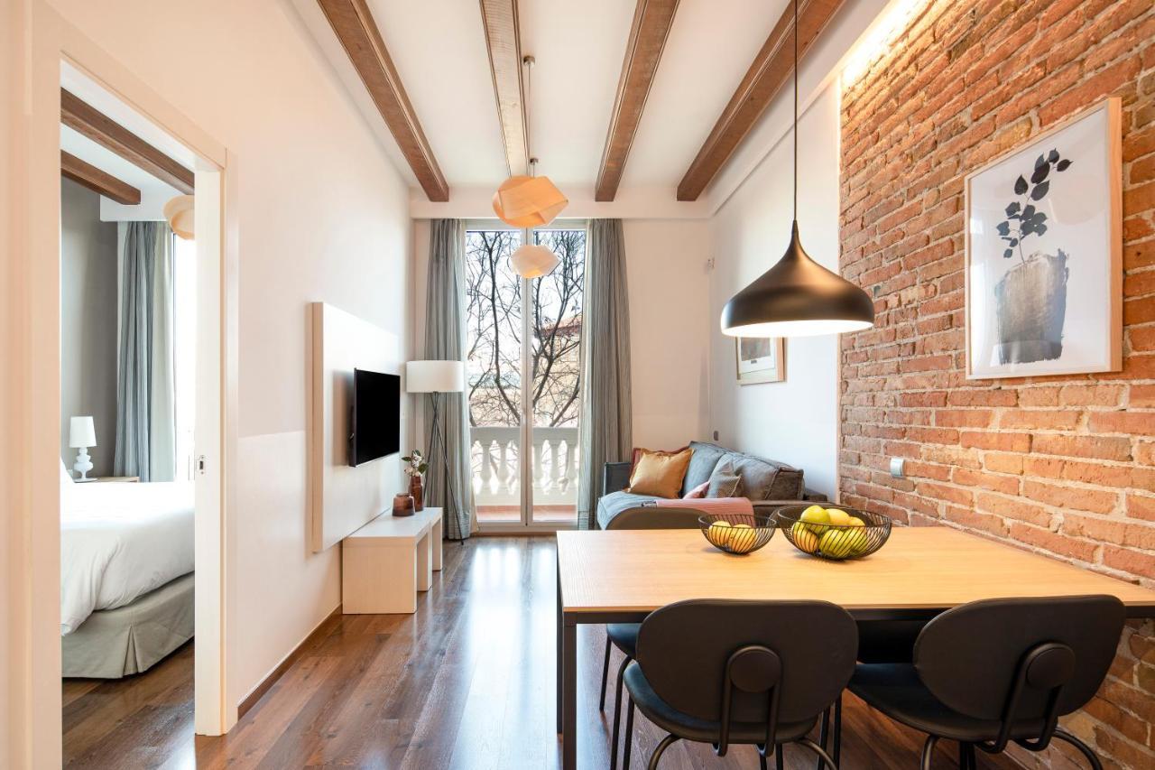 Aspasios Market Balconies Apartments Barcelona Exterior photo