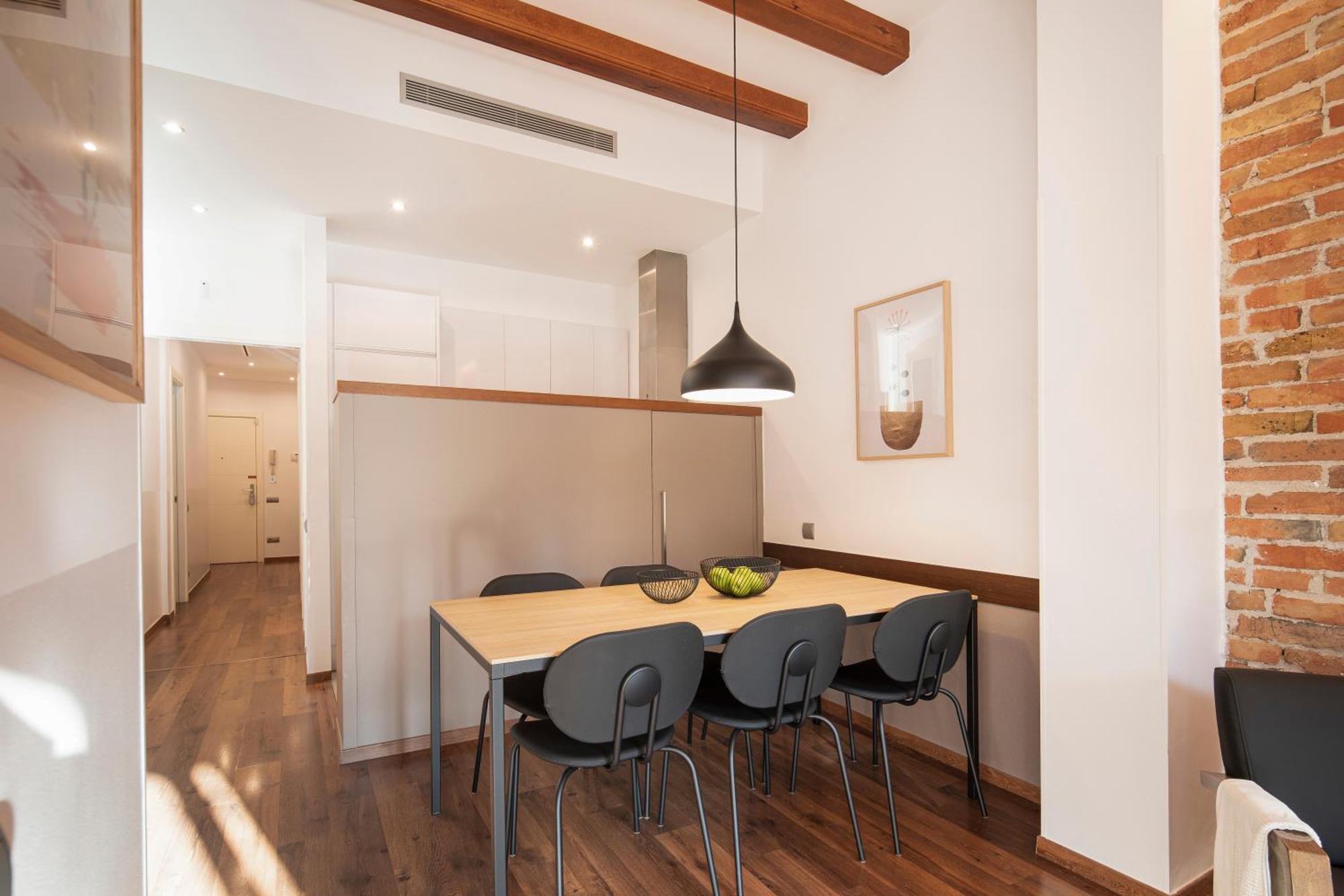 Aspasios Market Balconies Apartments Barcelona Room photo