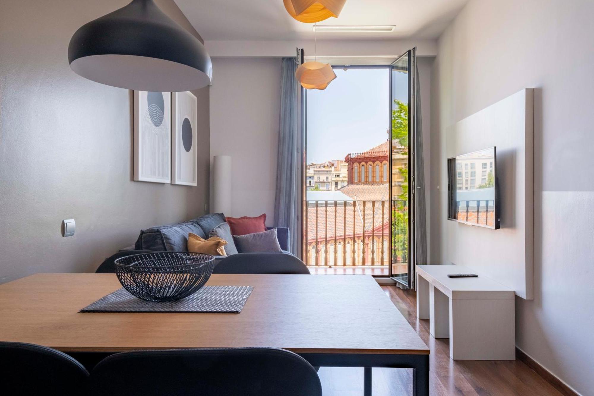 Aspasios Market Balconies Apartments Barcelona Room photo