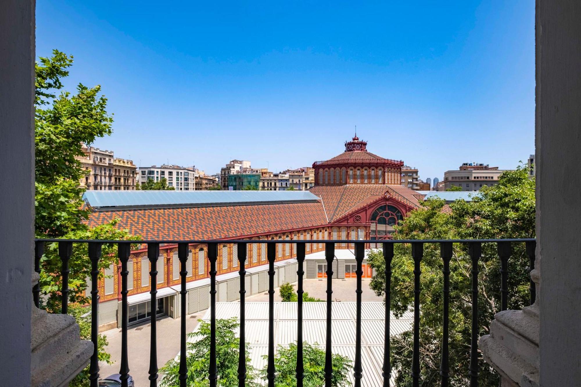 Aspasios Market Balconies Apartments Barcelona Room photo